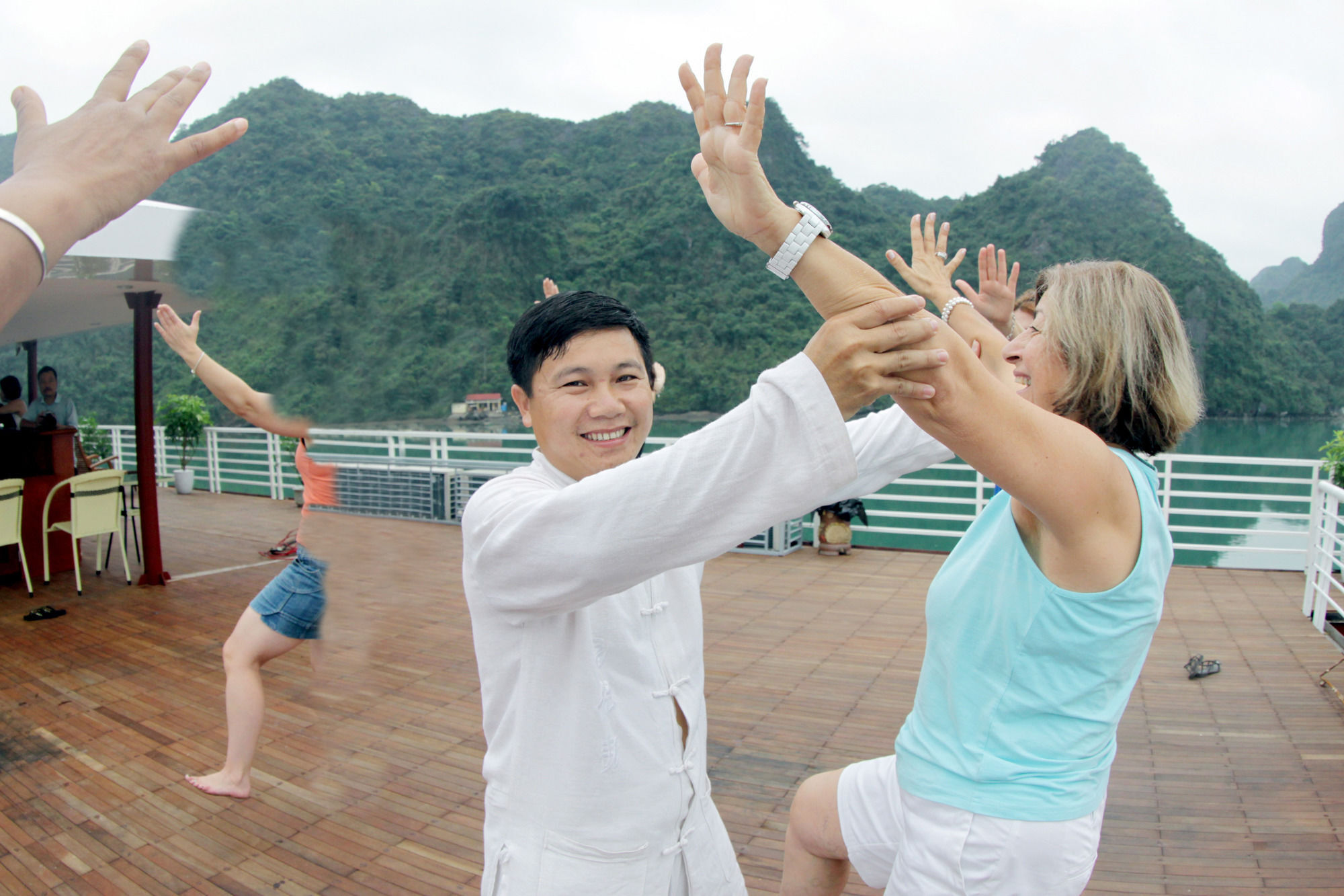 Huong Hai Sealife Cruise Ha Long Buitenkant foto